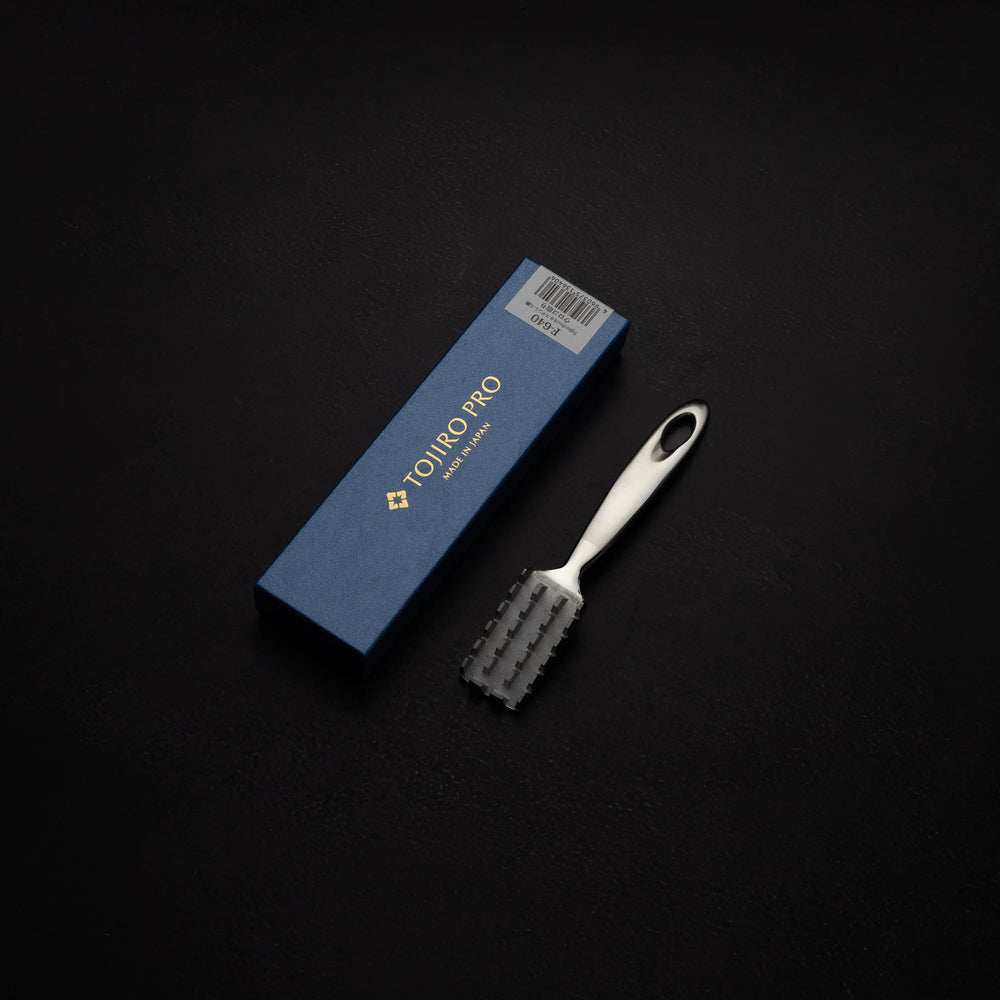 TOJIRO Pro очиститель рыбьей чешуи