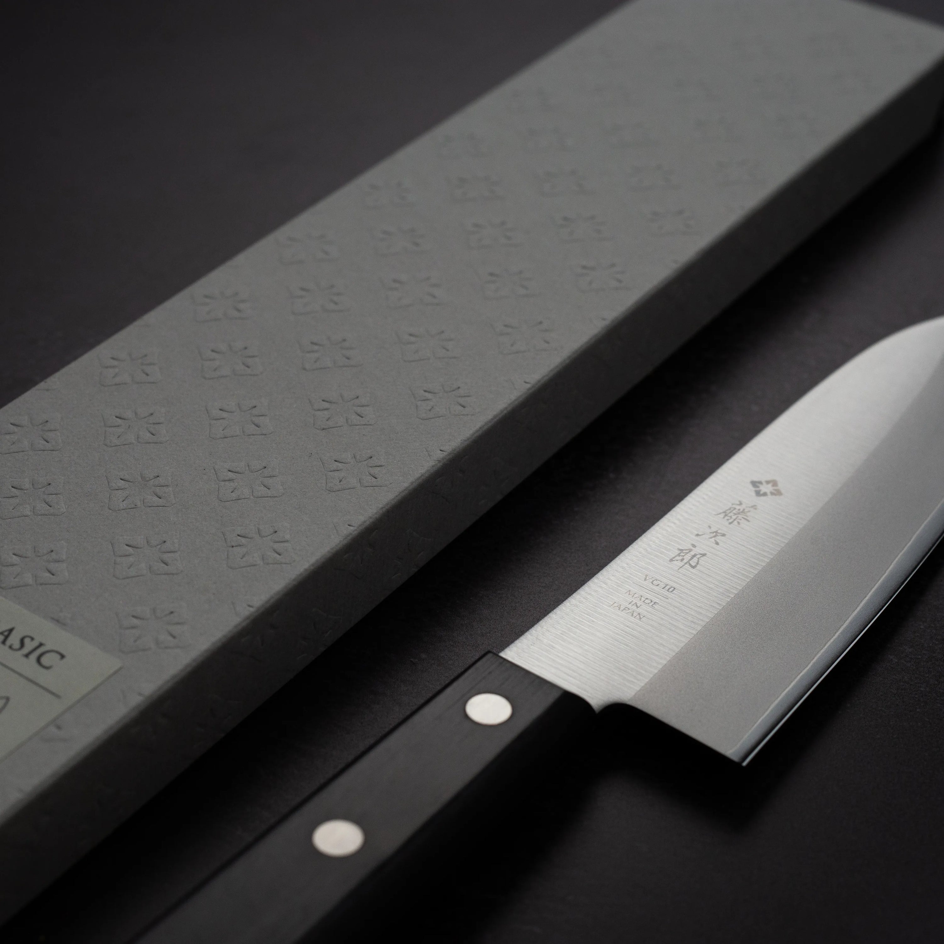 TOJIRO BASIC Santoku 170mm