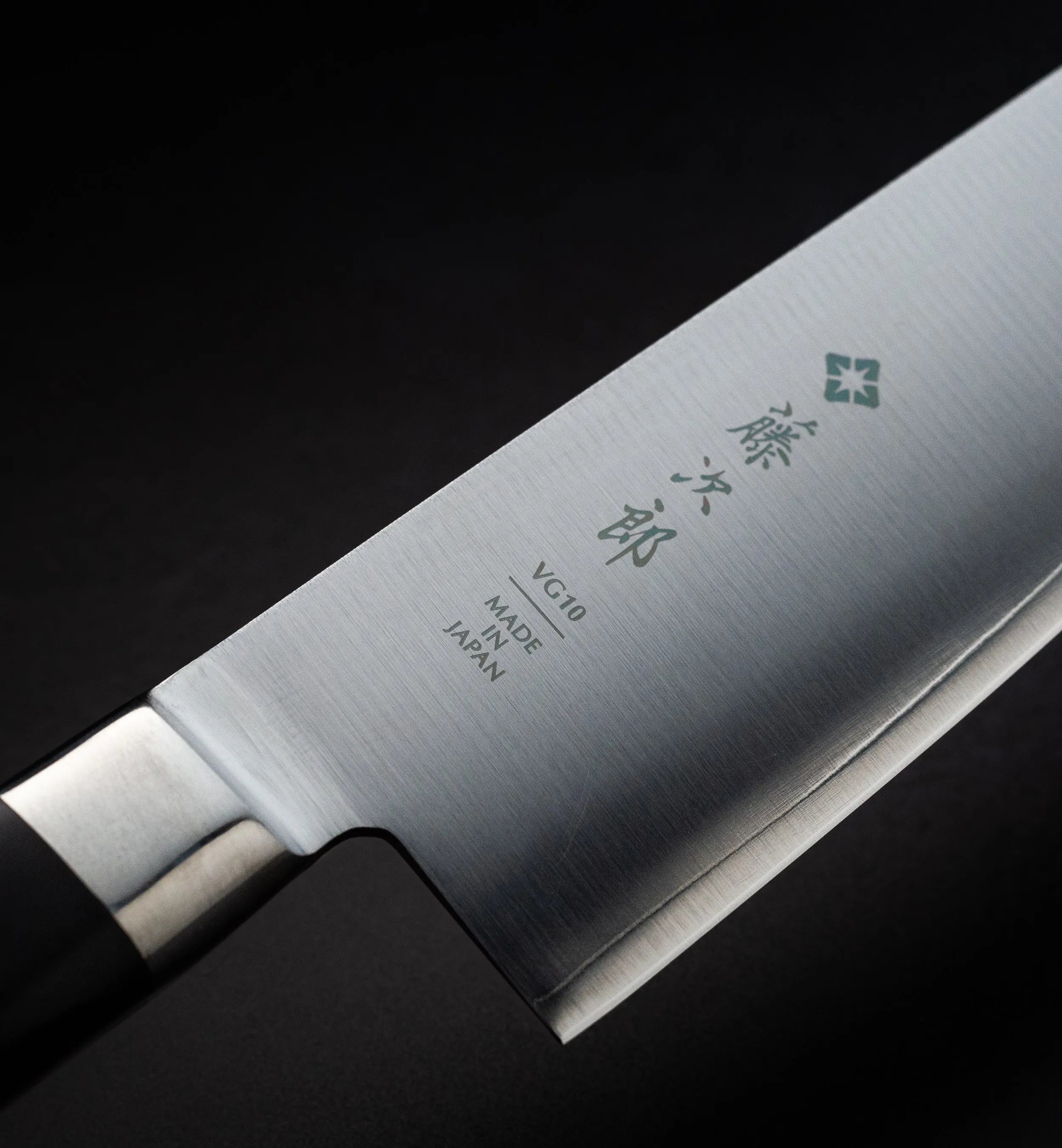 TOJIRO DP CLASSIC Honesuki 150 мм