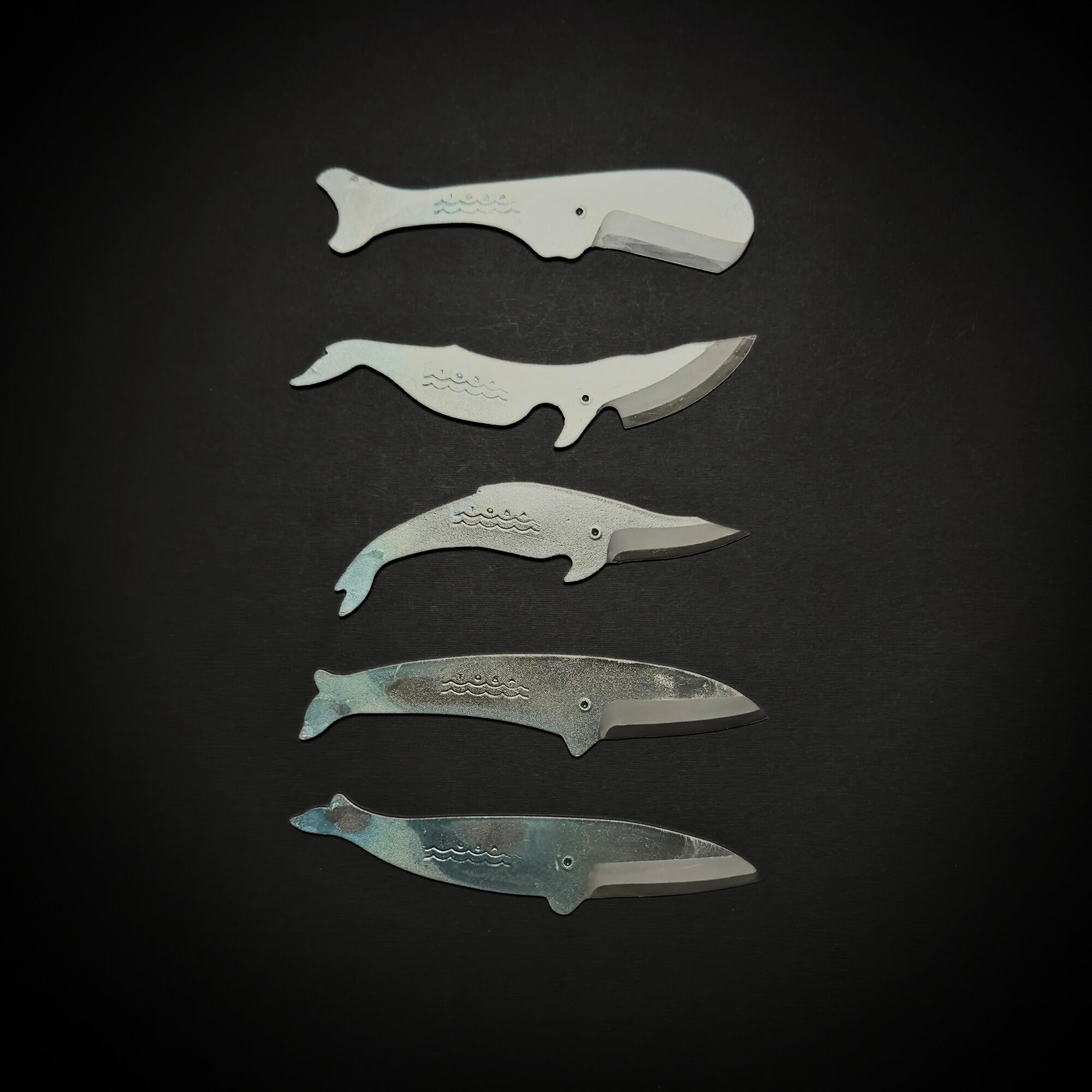 Tosa Whale knife - multiple shapes