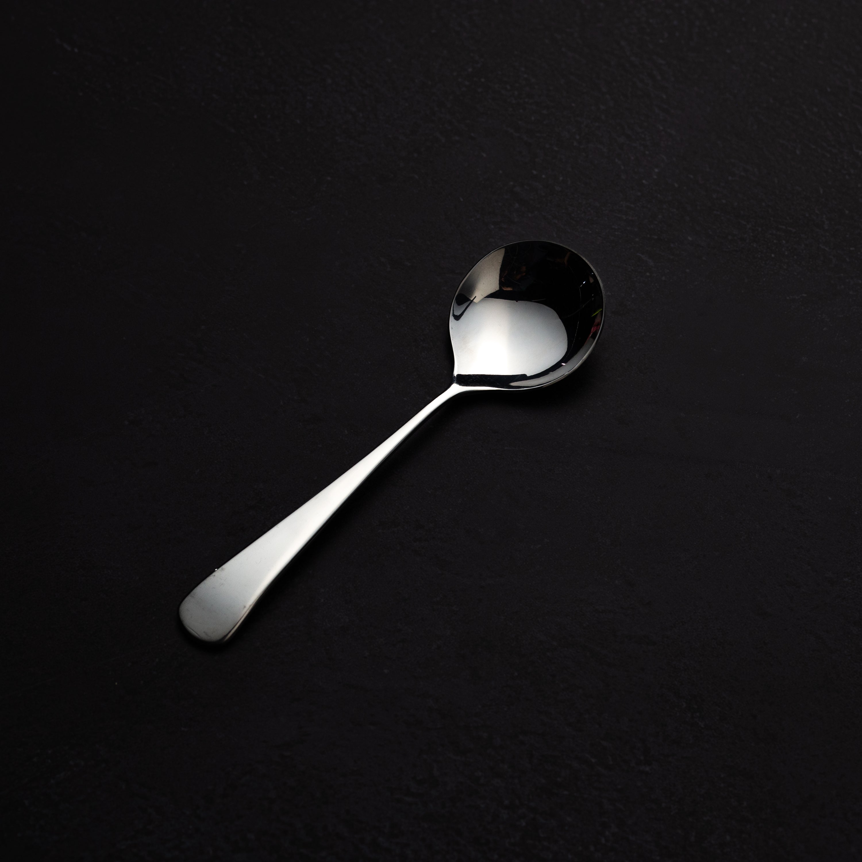 Serving spoons - round