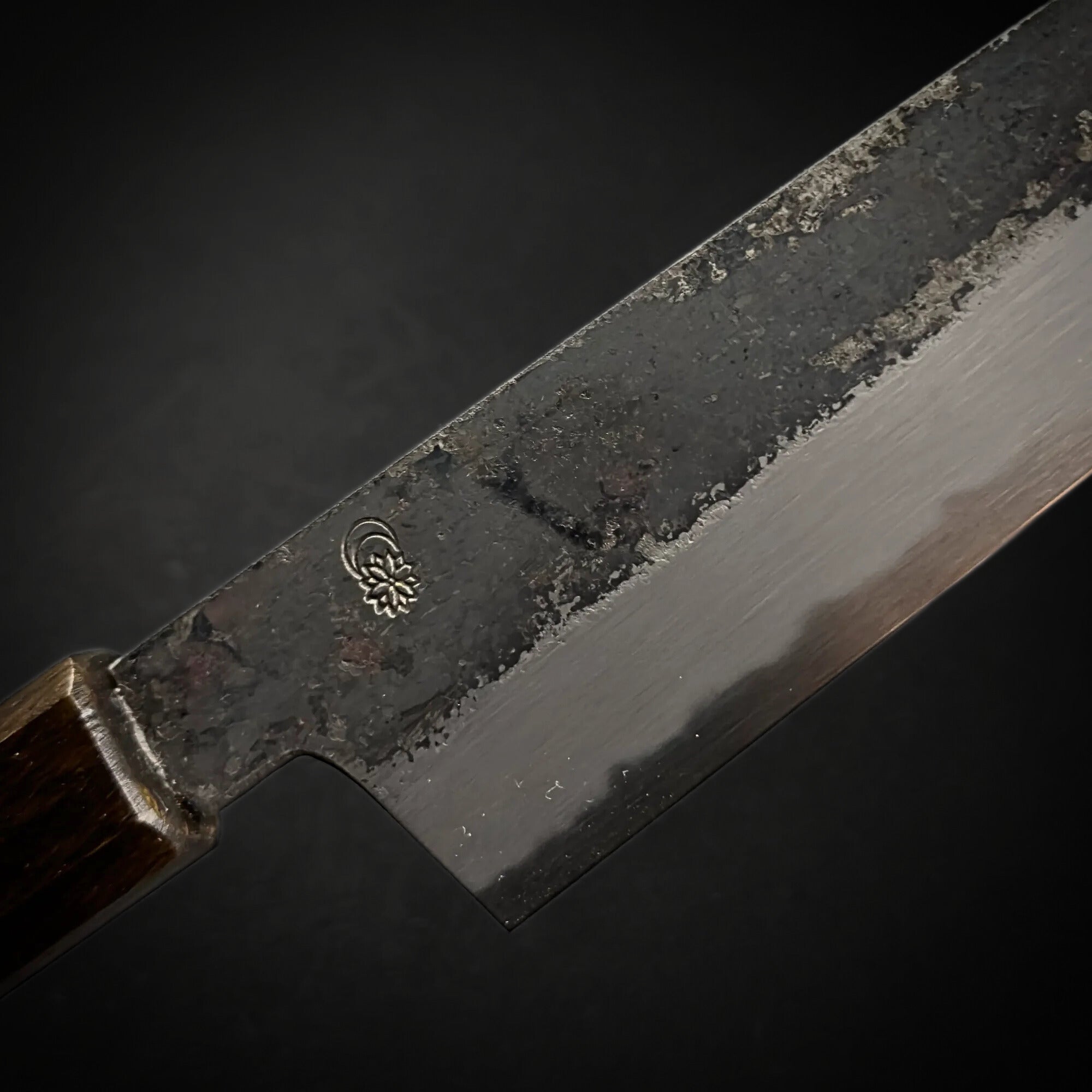 Sakai Kikumori Kikuzuki Kuro Santoku 180mm – Be Sharp
