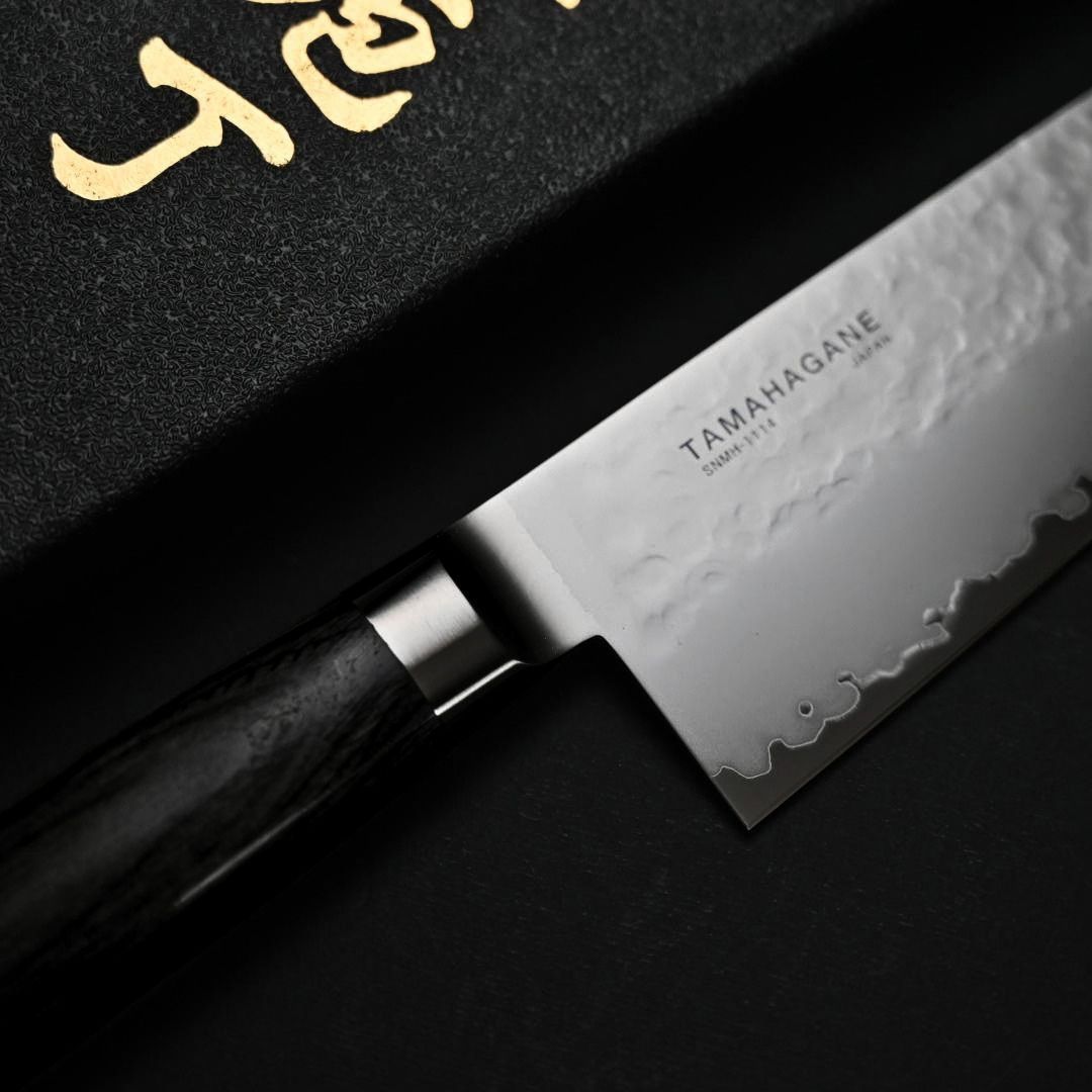 Tamahagane Tsubame Black Santoku 175mm